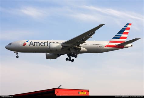 Aircraft Photo Of N753AN Boeing 777 223 ER American Airlines