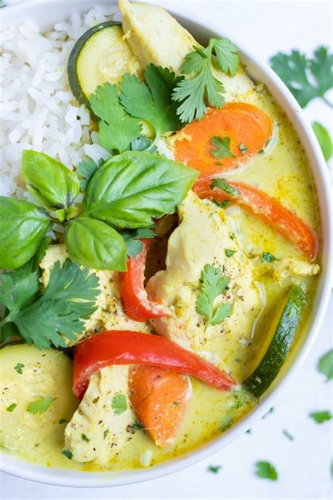 Thai Green Chicken Curry Recipe Evolving Table Recipe Green Curry Recipes Curry Chicken