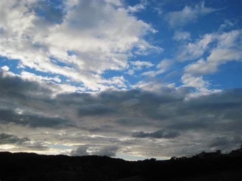 Images Gratuites silhouette Montagne nuage ciel lumière du soleil