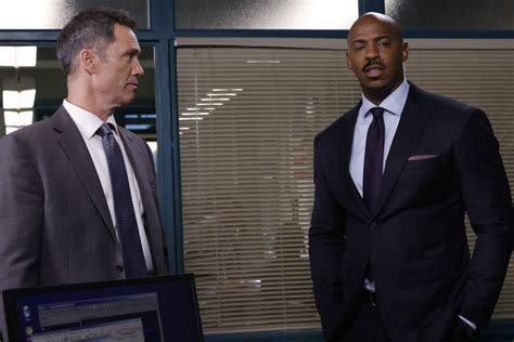 Law And Order Season 22 Episode 5 Review 12 Seconds