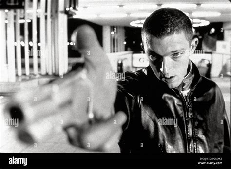 El Título De La Película Original La Haine Título En Inglés La Haine El Director De Cine