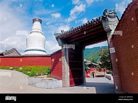 Tayuan Temple, Mount Wutai, Xinzhou City, Shanxi Province, China Stock Photo - Alamy