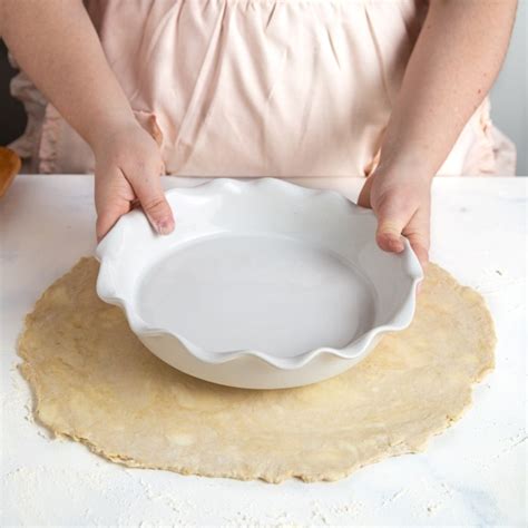 15 Tips for Perfect Pie Crust - Baker Bettie