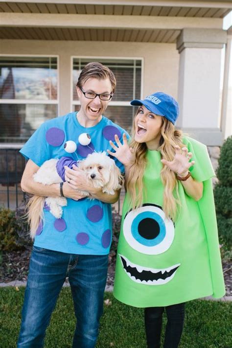 50 Diy Couples Halloween Costumes 2022 Easy Homemade Couples Costume Ideas