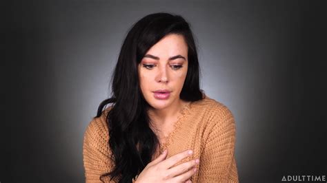 Candid Study Of Masturbation With Fucking Hot Whitney Wright