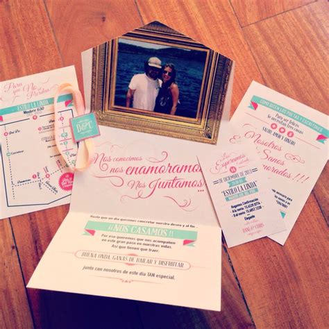 Invitación de casamiento impreso en papel especial texturado incluye