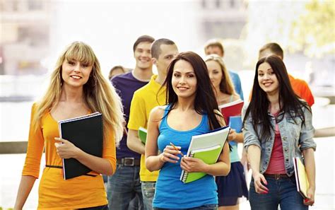 Best Colleges to Study Zoology in the USA - HelpToStudy.com