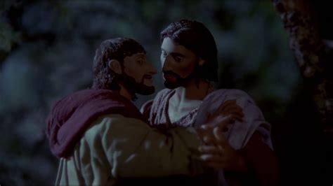 Judas Betrays Jesus With A Kiss Youtube