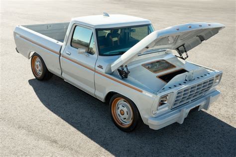 Ford Has Unveiled A Retro S Concept Electric Pickup Mashable