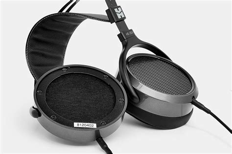 Massdrop and HiFiMAN Combine Quality and Affordability with the HE-35X