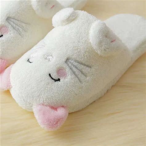 Millffy Cute White Cat Slipper Warm Cat Soft Cartoon Plush Winter Warm