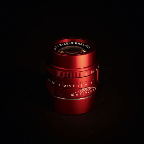 iris  lens  leica camera blog