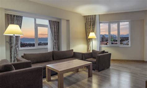 Konfor Ve Estetikte Bir Adım İleri Ramada Resort Lara Odalar