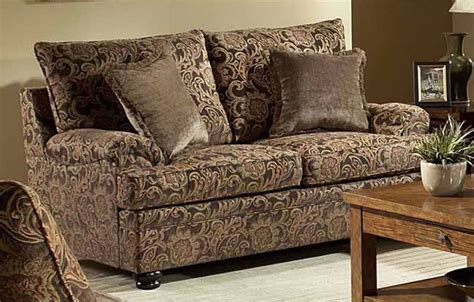 Rich Floral Chenille Traditional Living Room Sofa & Loveseat Set