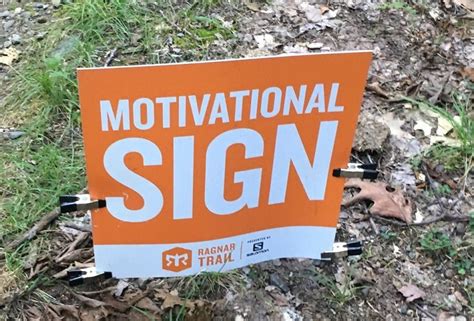 90 Funny Motivational Race Signs Marathon Posters Banners