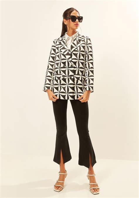 Buy Womens Iconic Printed Blazer With Notch Lapel And Flap Pockets