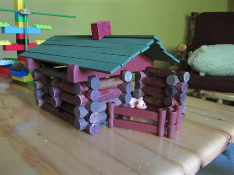 Simply Resourceful Homemade Lincoln Log House