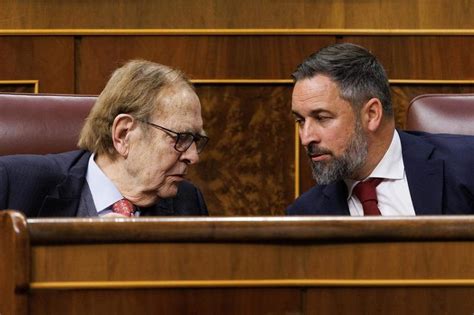 Tumbada la moción de Tamames Sólo contó con apoyo de Vox y un