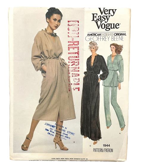 Vintage Very Easy Vogue American Designer Sewing Pattern Geoffrey Beene