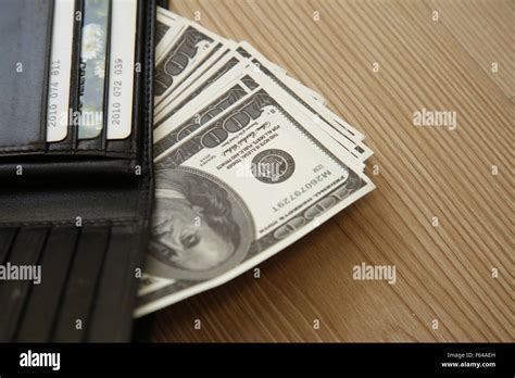 Wallet Full Of Money Hi Res Stock Photography And Images Alamy