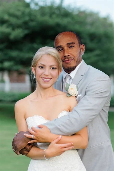 La Boda de Shakira y Lewis Hamilton La Inédita Reacción de Piqué