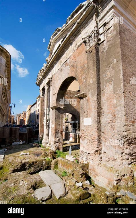 Portico Octavia Rome Hi Res Stock Photography And Images Alamy