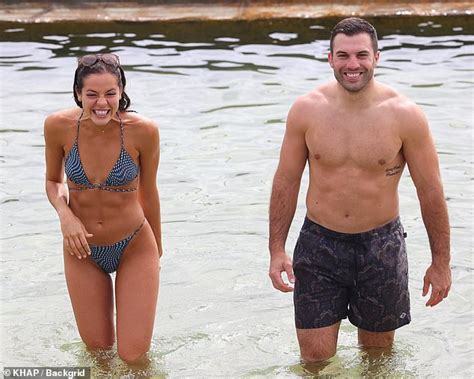 Footy Star James Tedesco S Fianc E Maria Glinellis Flashes Her