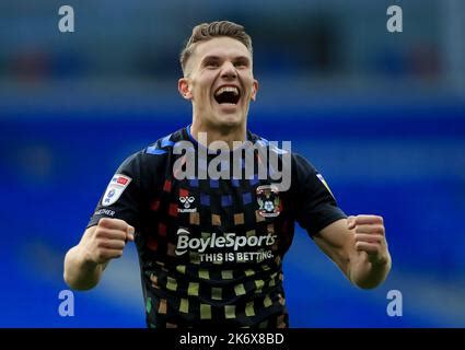 Coventry City S Viktor Gyokeres Celebrates After Scoring His Sides