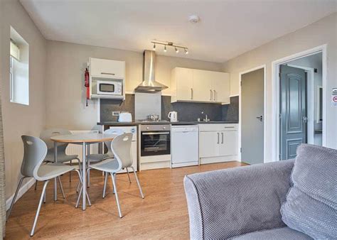 Shoreline Apartment Plus 1 Pets Welcome In Woolacombe Hoseasons