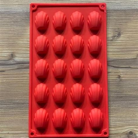 Силиконовая форма "Ракушки-мадлен" мини