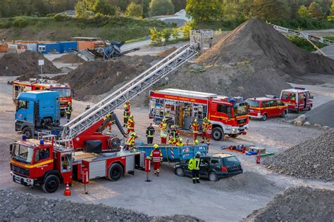 Übung Menschenrettung auf Betriebsgelände Lüneburg Aktuell