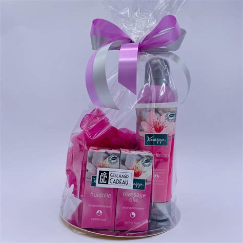 Cadeau Voor Vrouw Kneipp Geschenkset Vrouwen Kneipp Amandelbloesem