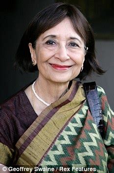 Hot Sexy Madhur Jaffrey Bikini Pics