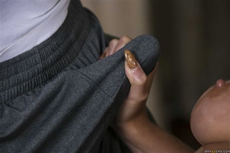 Anal Y Creampie Para Un Masejeado Y Aceitoso Culo De Jada Stevens 0639 Porn Pic