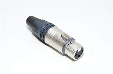 3pin 16A 50VAC Female Silver Neutrik NC3FXX Locable XLR Signal