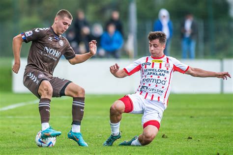 Fotorelacja ze sparingu z Resovią RKS Garbarnia Kraków oficjalny