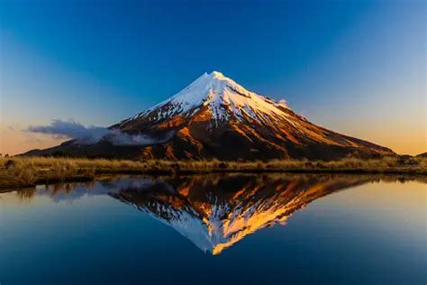 Mount Taranaki Pictures | Download Free Images on Unsplash