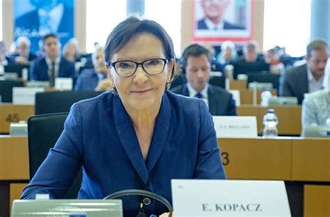 Ewa Kopacz Wiceprzewodnicz C Parlamentu Europejskiego By Premier