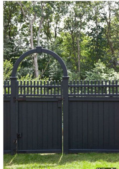 Awesome Awesome 25 Black Garden Fences Design For Black Garden