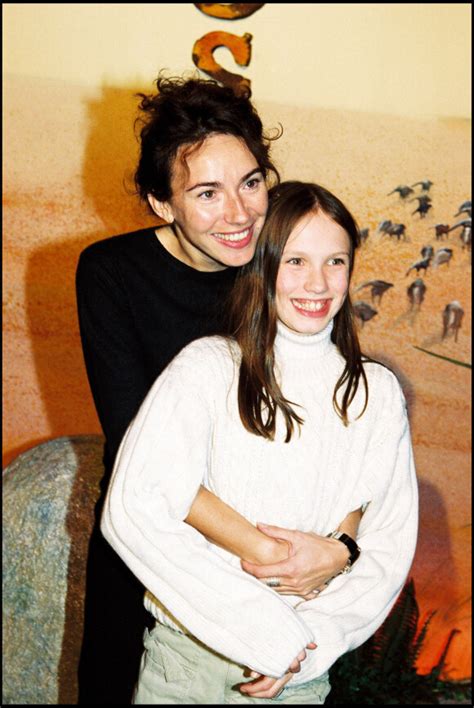 Photo Isabel Otero Et Sa Fille Ana Girardot En Paris Purepeople