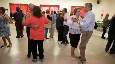 Bailes de salón para la tercera edad más bailona