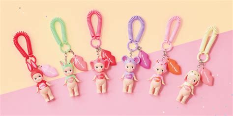 “Kiss” Themed Mini Figure Charms – Take Your “Little Boyfriend” Out ...