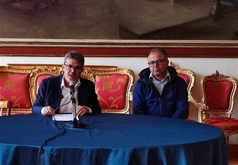 Cava De Tirreni Sindaco Presenta Il Nuovo Assetto Assessoriale E Le