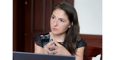 Доц. Екатерина Салкова: Преди тежките санкции да оправим пътищата и да ...