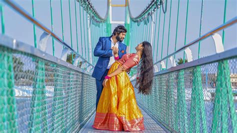 Neeve Telugu Musical Pre Wedding Song Cover Sravan Kumar