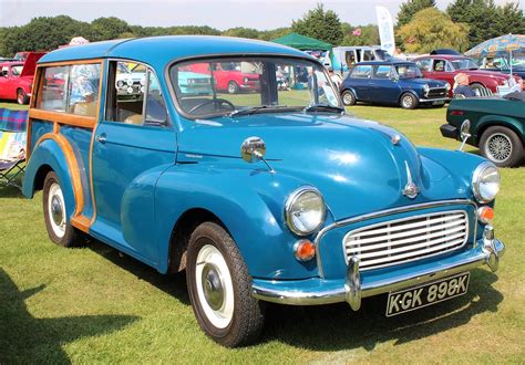 Kgk K Morris Minor Traveller Nivek Old Gold Flickr