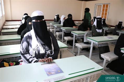 Project Of Providing School Desks In Al Mahrah Governorate SDRPY