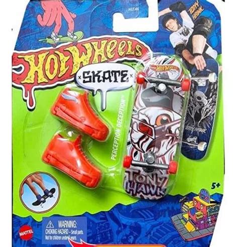 Hot Wheels Skate Patineta Dedo Con Tenis Hgt Color Rojo Warped Dimension Mercadolibre