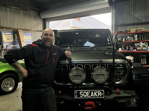 Stay tuned till the end to see Santa's secret tip... 🎅 Christmas is