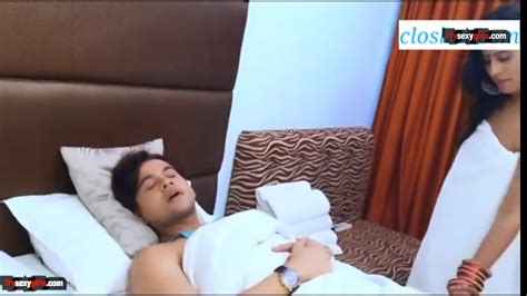 Sweety Bhabhi With Husband Honeymoon Sex